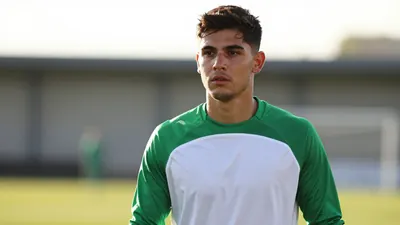 Manchester United have joined the competition with Barcelona to sign 19-year-old left-back Jorge Salinas from Racing...
