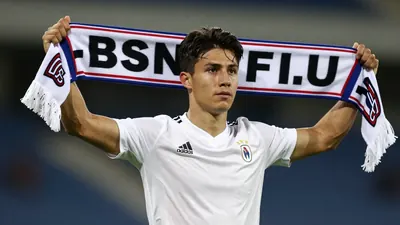 Racing Santander complete the signing of forward Pablo García from Real Betis for a €5.5m fee, with Betis keeping 50% of...