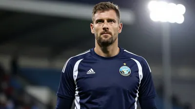 Racing Santander se acerca a firmar a Julen Agirrezabalaga, portero del Athletic Club, según comunicado.com