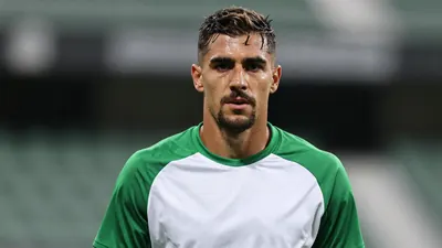 Racing Santander: Este sábado, Racing de Santander recibirá a Real Betis en un partido crucial para ambos equipos