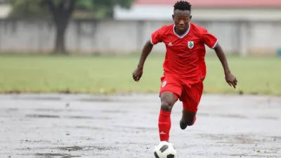 Racing de Santander pierde a su estrella Suleimán Camará, quien firma por cuatro años con Slovan Bratislava tras dos...