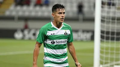 En un partido crucial del playoff, FC Barcelona B derrotó a Racing Santander con marcador de 4-1
