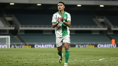 Racing Santander visitará el Spotify Camp Nou sin el centrocampista Andrés Martín y el portero Simon Eriksson, ambos...