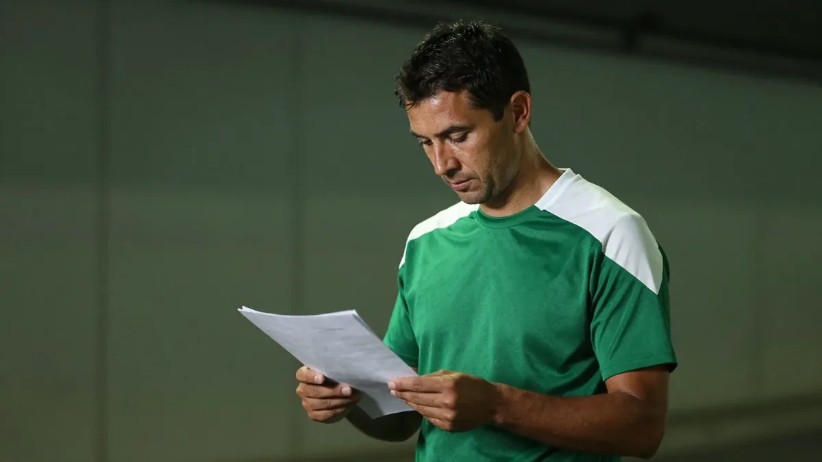 Liverpool busca reemplazar a Curtis Jones con Adam Wharton de Crystal Palace, mientras Manchester United compite con...